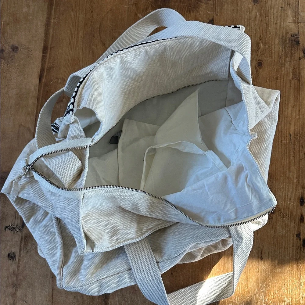 AERIE LARGE CANVAS TOTE BAG EXCELLENT